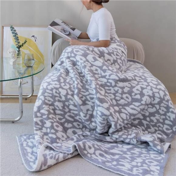Ultra Soft Micro Plush White Grey Leopard Blanket (51x63 inches) Warm Reversible - Picture 5 of 7